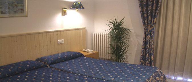Hotel Piccadilly Сіджас Номер фото